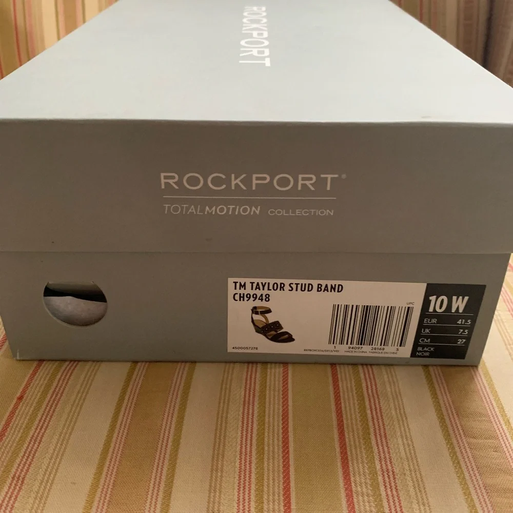 Rockport New in box 10 wide Black Wedge Sandals with Gold Studs - Picture 8 of 12